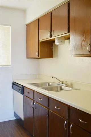 $825 | 2526 West Prairie Street, Unit 102, Denton, TX 76201