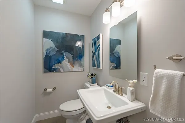 $1,550,000 | 166 Captiva Drive, Unit 3E, Sunrise Beach, MO 65079