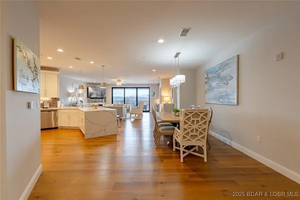 $1,550,000 | 166 Captiva Drive, Unit 3E, Sunrise Beach, MO 65079