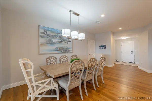 $1,550,000 | 166 Captiva Drive, Unit 3E, Sunrise Beach, MO 65079