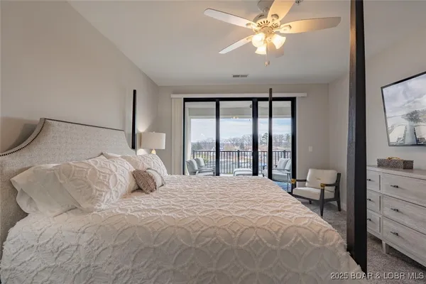 $1,550,000 | 166 Captiva Drive, Unit 3E, Sunrise Beach, MO 65079