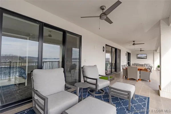 $1,550,000 | 166 Captiva Drive, Unit 3E, Sunrise Beach, MO 65079