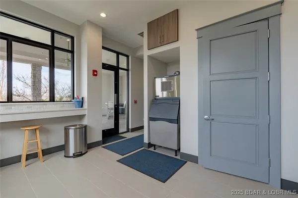 $1,550,000 | 166 Captiva Drive, Unit 3E, Sunrise Beach, MO 65079
