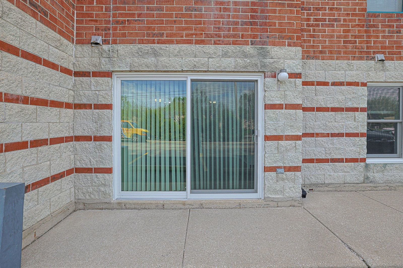 3265 Kirchoff Road, Unit 127 Rolling Meadows, IL 60008 - Photo 22 of 22 a view of outdoor space and entrance