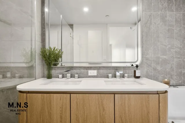 $5,529 | 1042 Atlantic Avenue, Unit 17I | Crown Heights