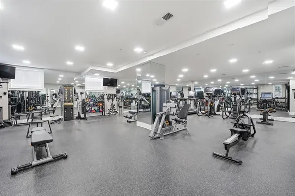 $235,000 | 800 Peachtree Street Northeast, Unit 1512, Atlanta, GA 30308