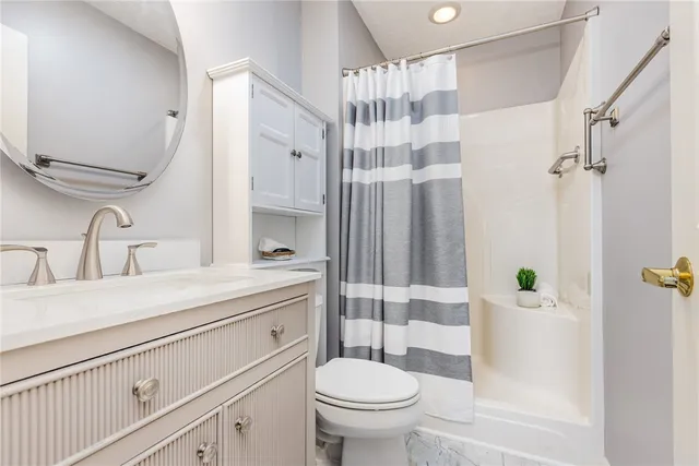 $299,900 | 407 Hawley Drive, Canandaigua City, NY 14424