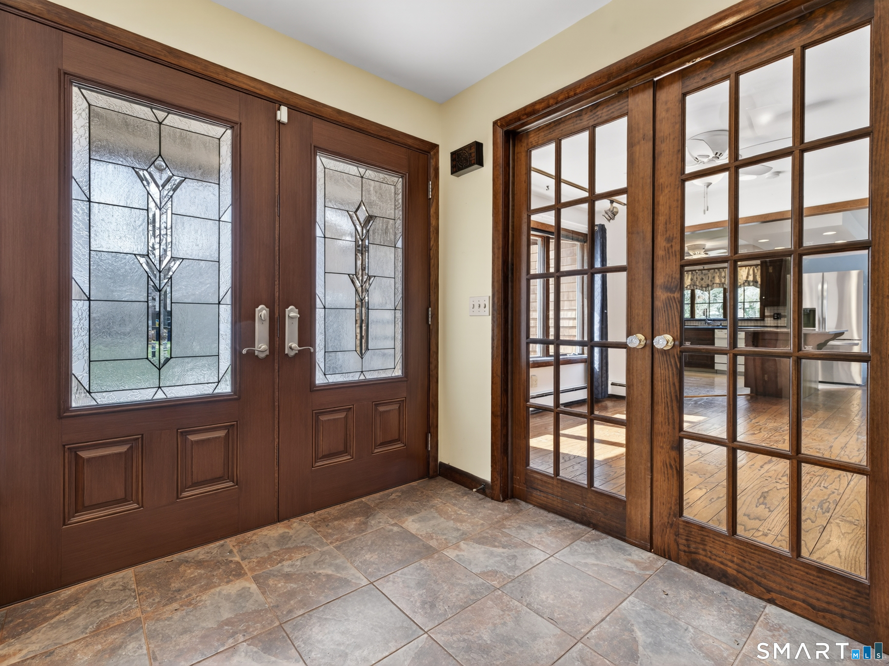 21 Gun Shot Road Waterford, CT 06385 - Photo 11 of 35