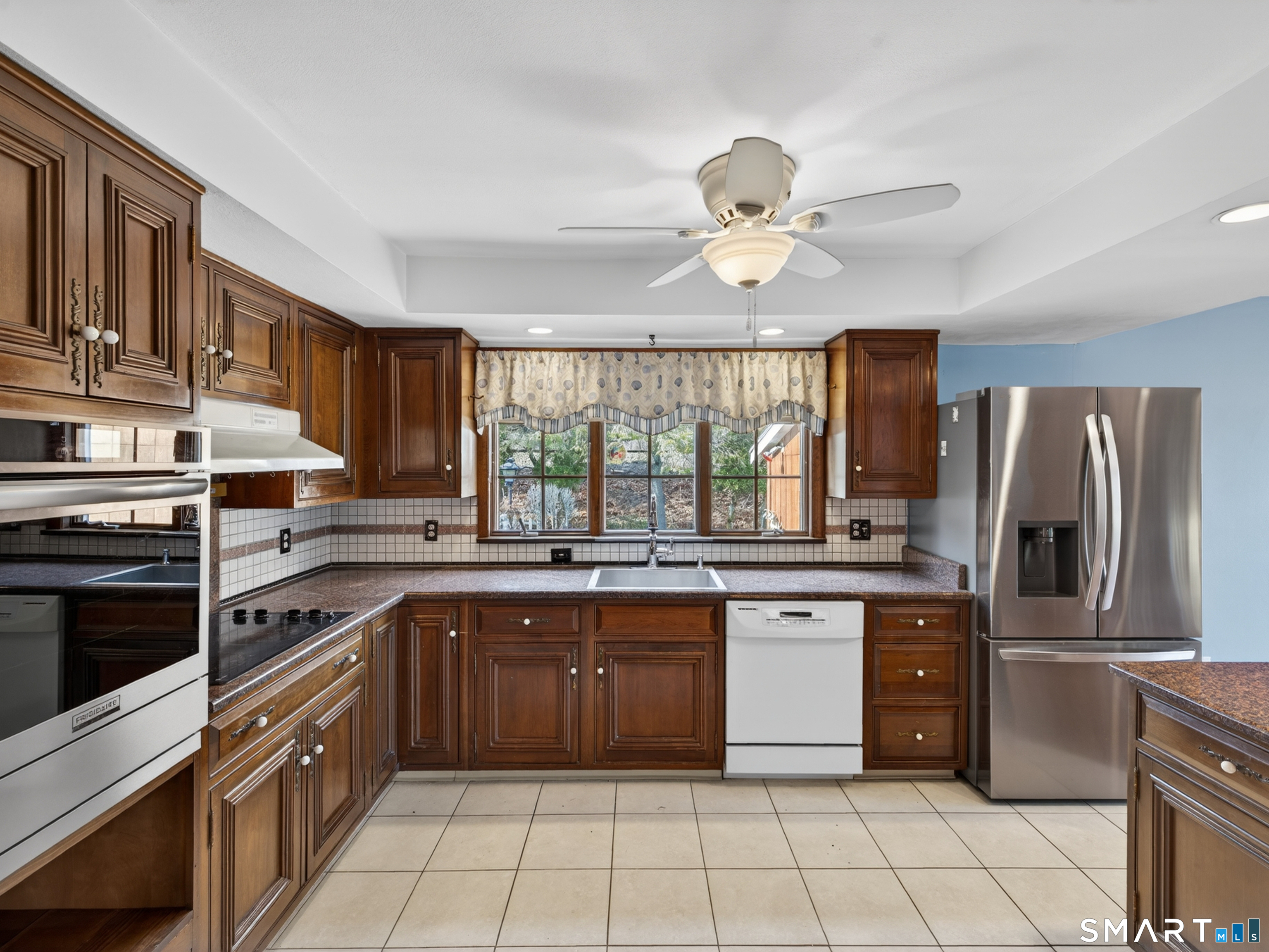 21 Gun Shot Road Waterford, CT 06385 - Photo 16 of 35