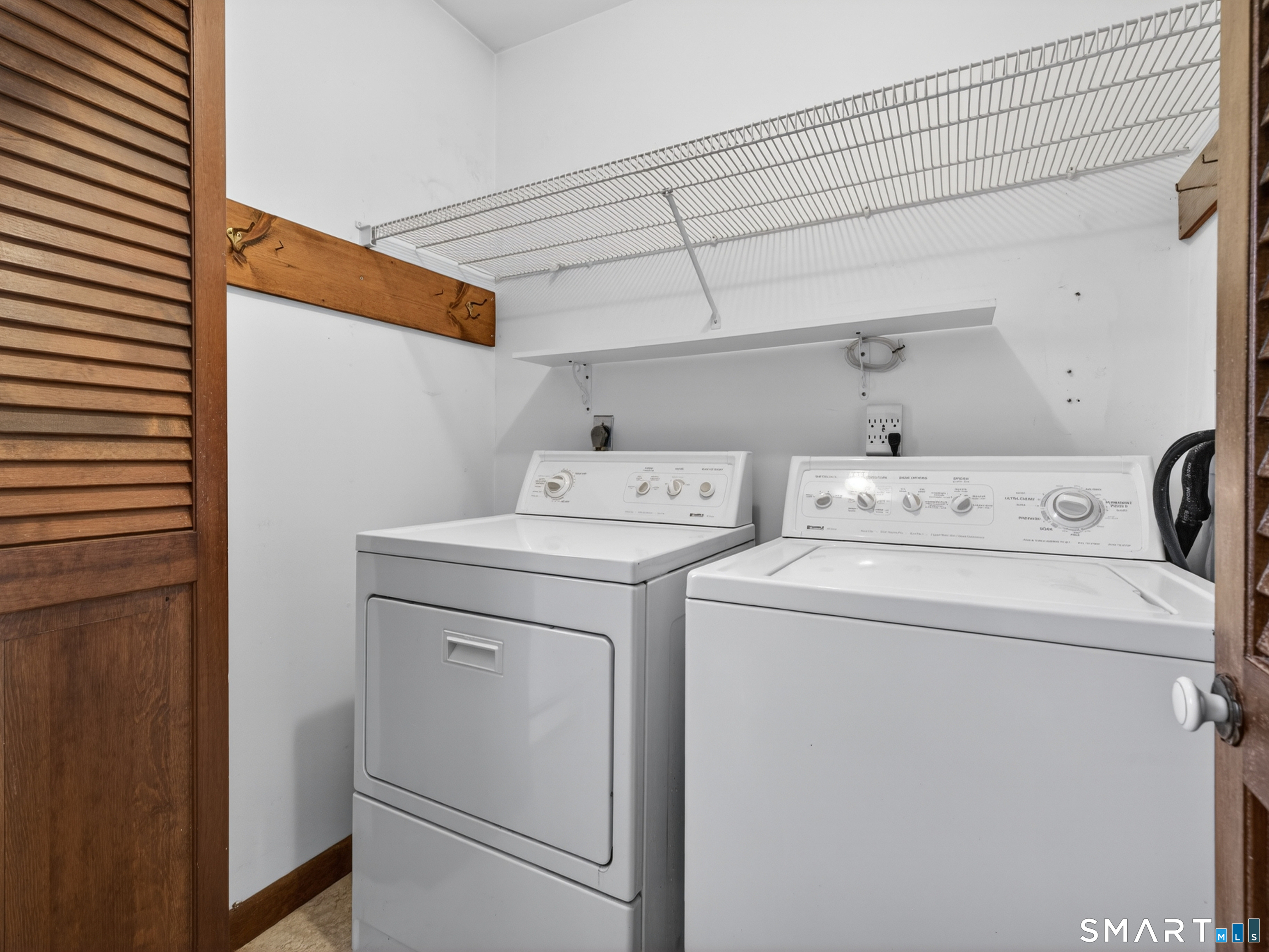 21 Gun Shot Road Waterford, CT 06385 - Photo 31 of 35