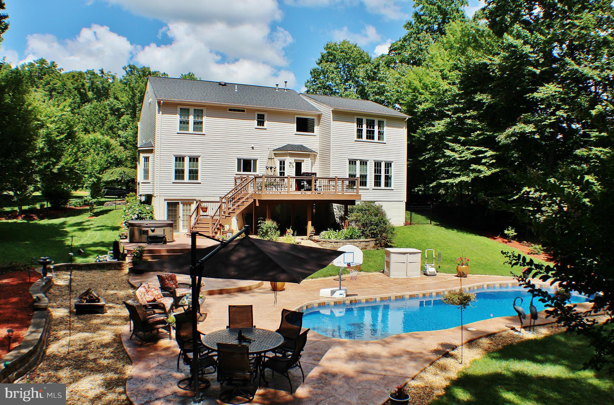 12552 Curling Road Manassas, VA 20112 - Photo 14 of 30 Exterior (Rear)