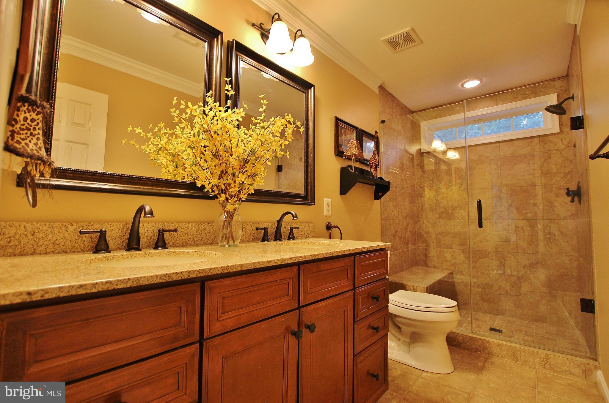 12552 Curling Road Manassas, VA 20112 - Photo 18 of 30 Bath