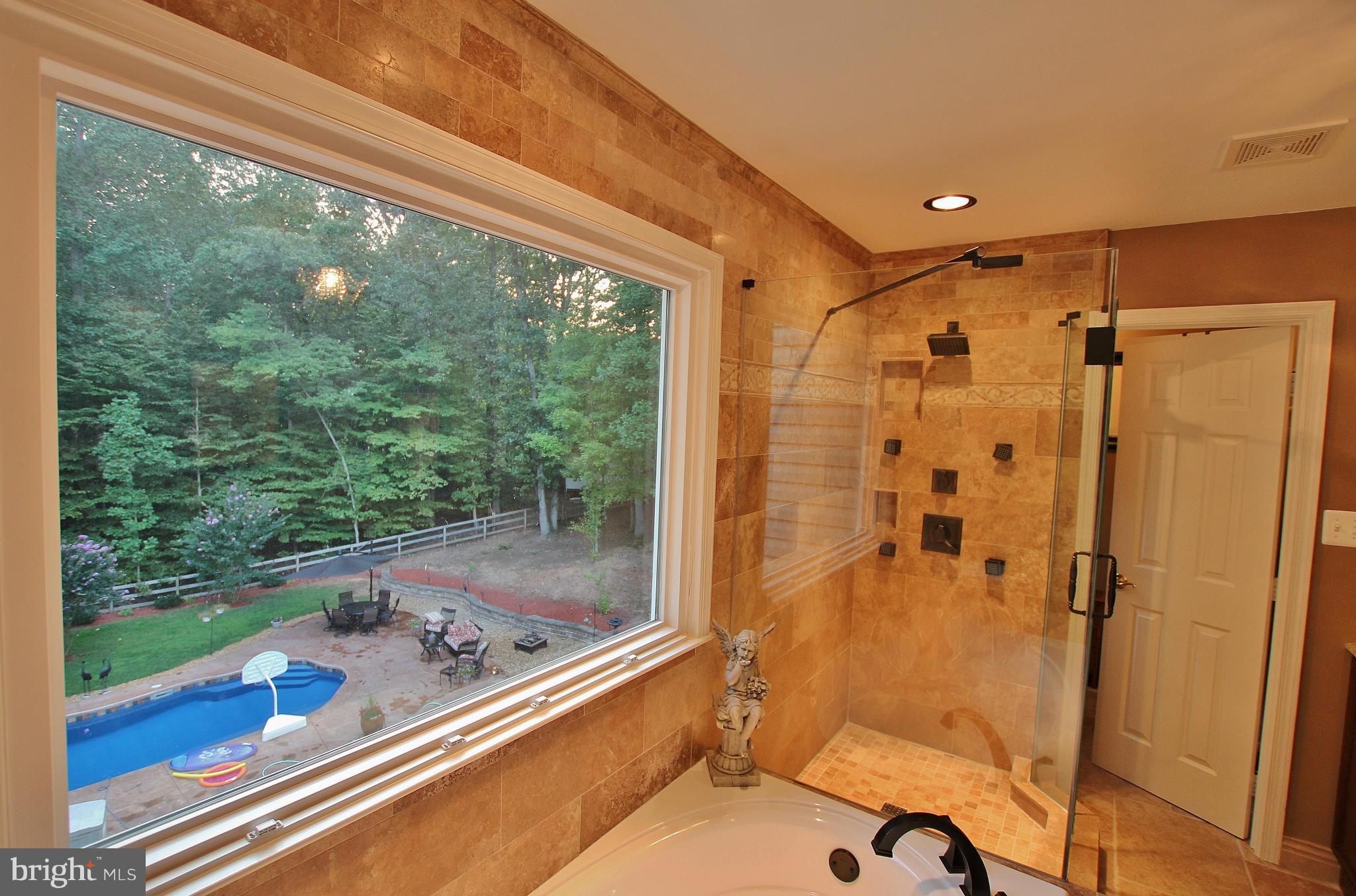 12552 Curling Road Manassas, VA 20112 - Photo 25 of 30 Bath (Master)