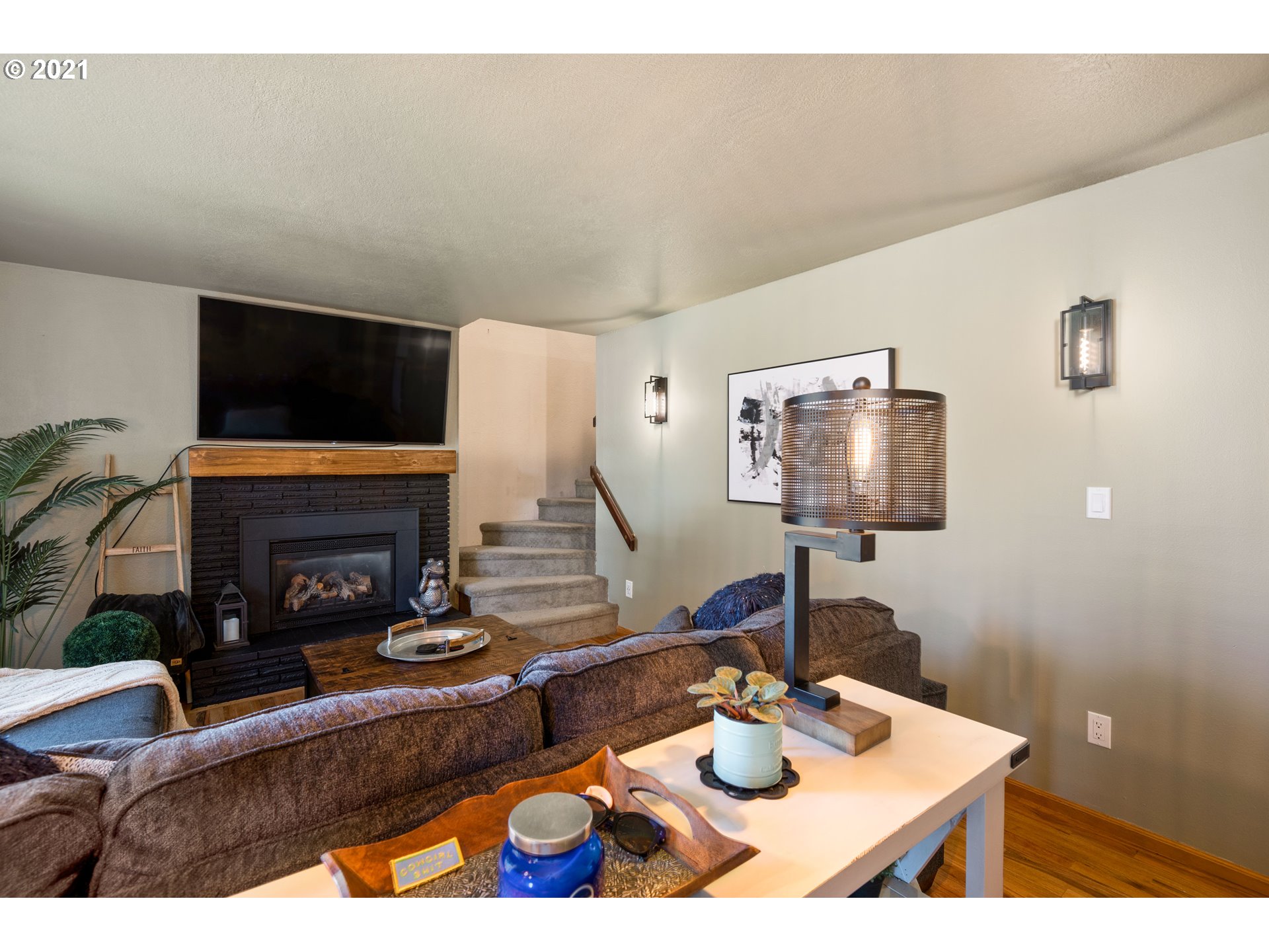 3608 Gilham Road Eugene, OR 97408 - Photo 7 of 30 Gallery Image 7