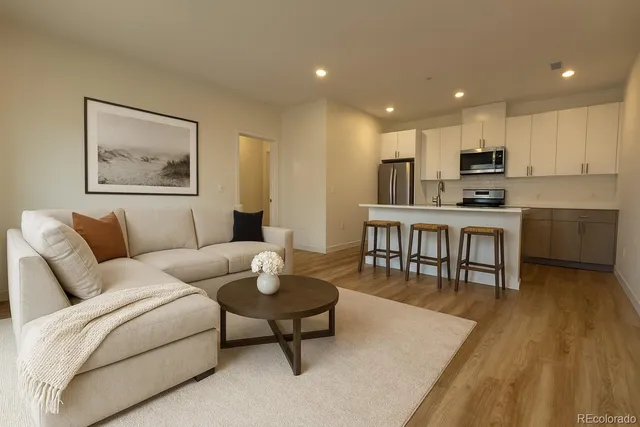 $1,799 | 5256 North Federal Boulevard, Unit 208, Denver, CO 80221