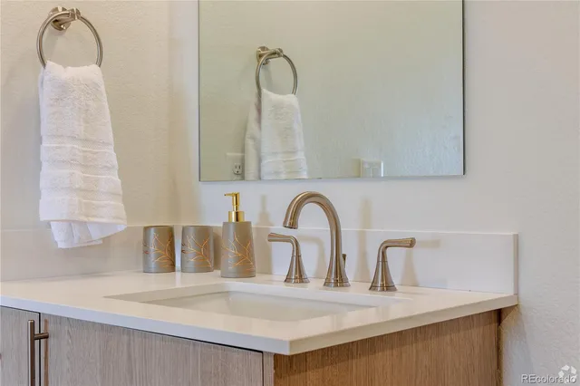 $1,799 | 5256 North Federal Boulevard, Unit 208, Denver, CO 80221