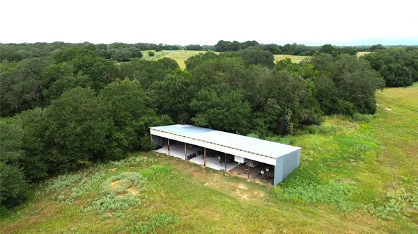 $2,592,000 | 217 County Road 217, Weimar, TX 78962