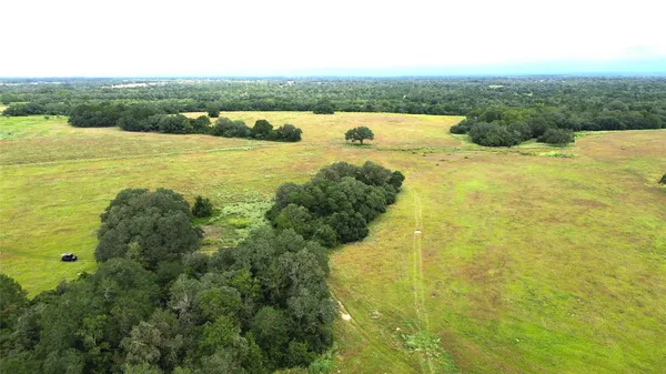 $2,592,000 | 217 County Road 217, Weimar, TX 78962