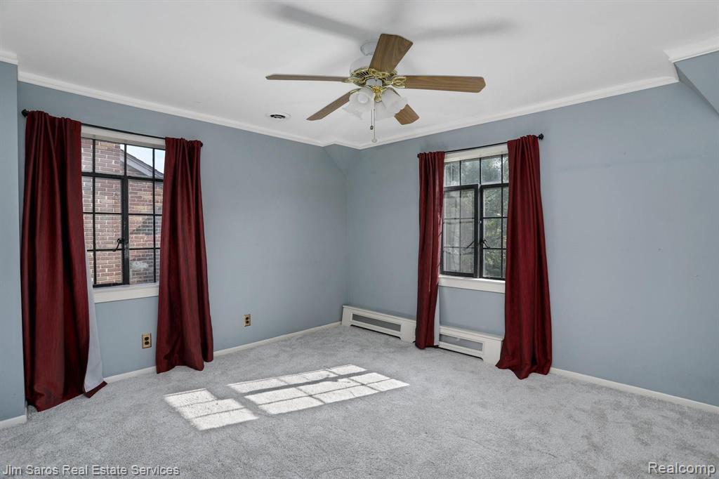 328 Fisher Road Grosse Pointe Farms, MI 48230 - Photo 18 of 24