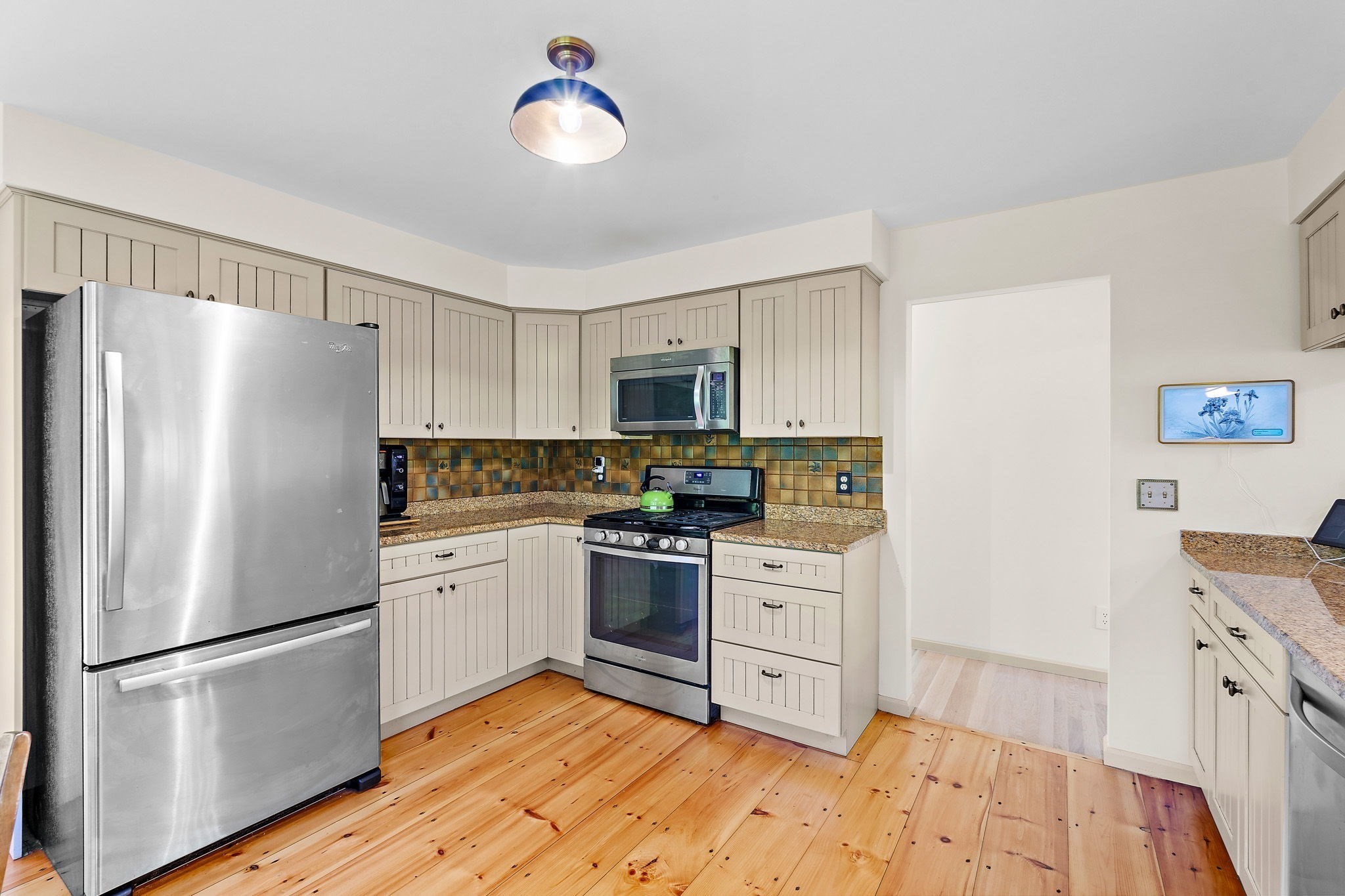 39 Harriman Road Hudson, MA 01749 - Photo 10 of 31 Gallery Image 10