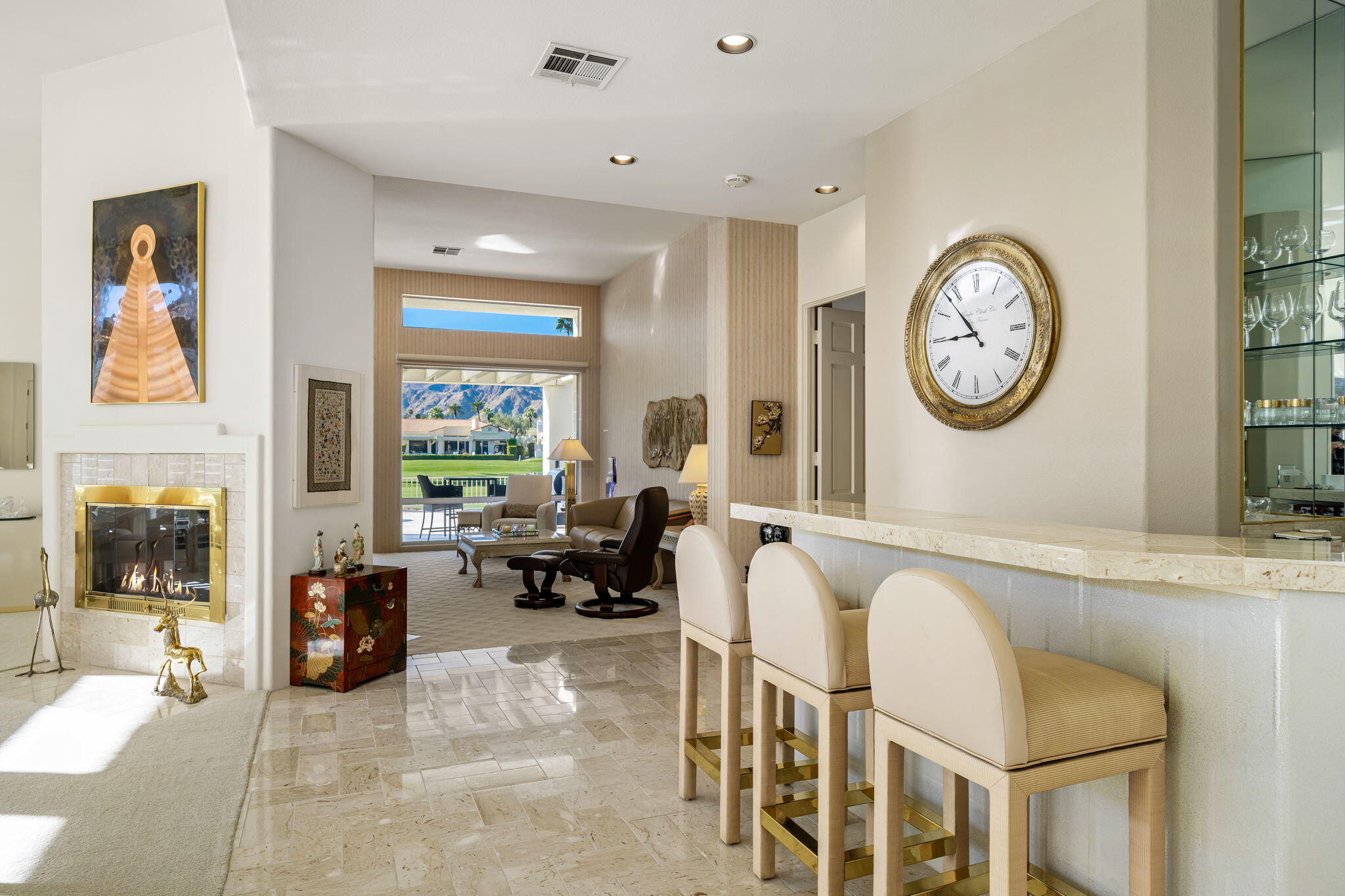 75315 St Andrews Court Indian Wells, CA 92210 - Photo 12 of 48 a spacious bathroom with a large tub and a large mirror
