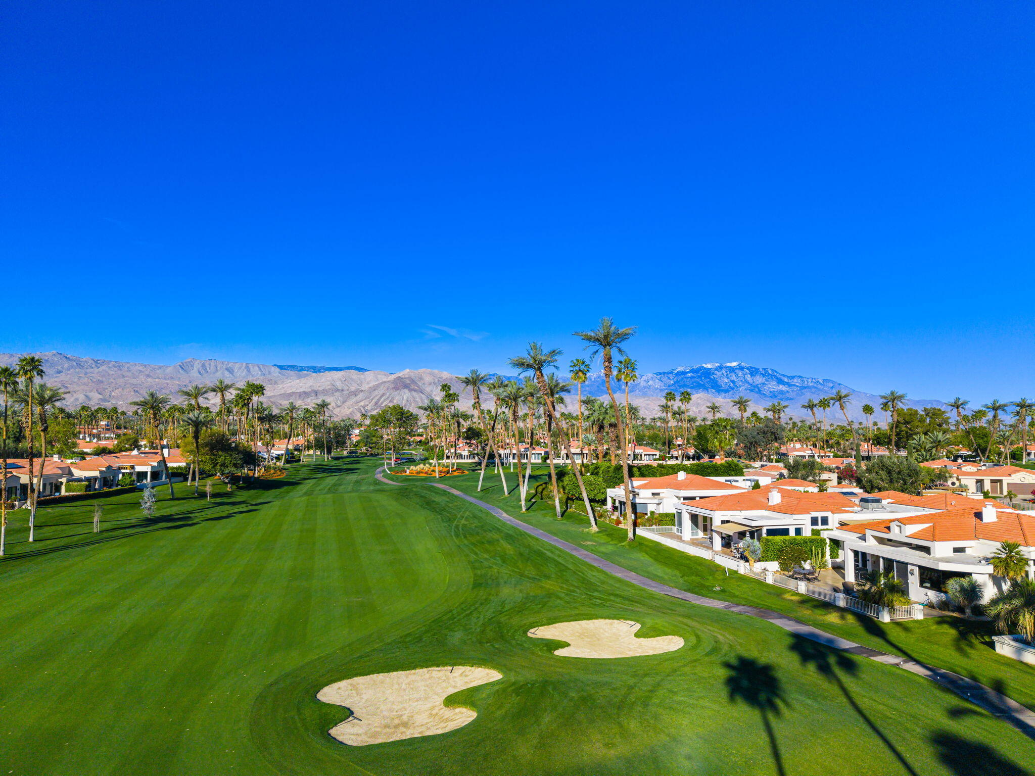75315 St Andrews Court Indian Wells, CA 92210 - Photo 45 of 48 a view of a city