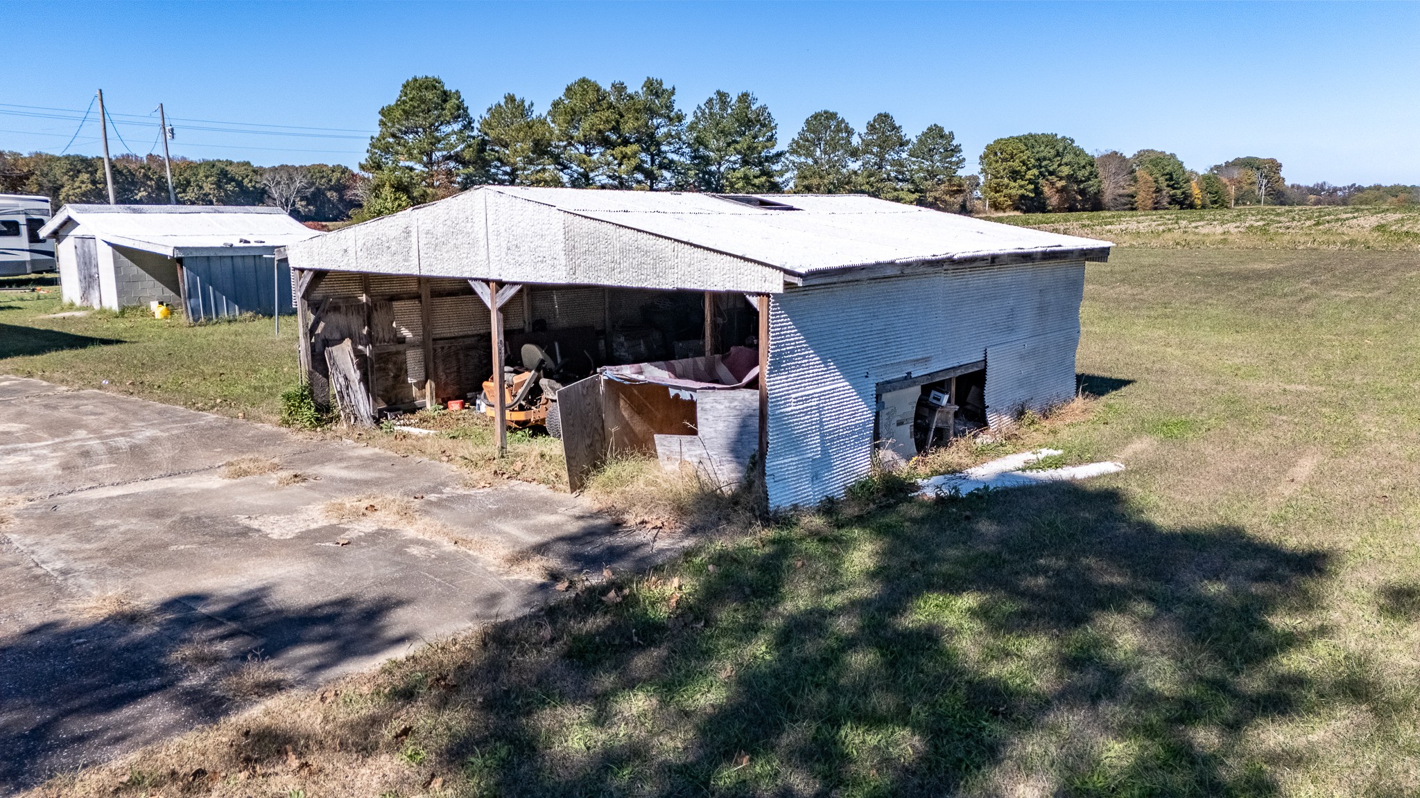 1066 A Prosser Road Leoma, TN 38468 - Photo 12 of 18 a view of a house with backyard and sitting area