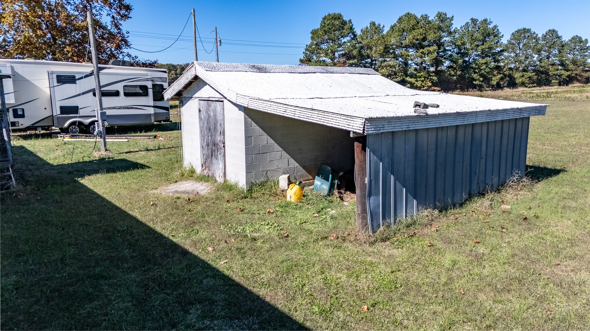 1066 A Prosser Road Leoma, TN 38468 - Photo 13 of 18 a aerial view of a house with a yard