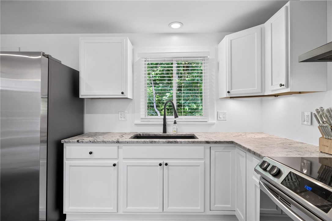 83 Valley Street Rochester, NY 14612 - Photo 13 of 26 Gallery Image 13