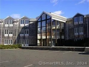 $1,385 | 929 Boston Post Road, Unit 11, Old Saybrook, CT 06475