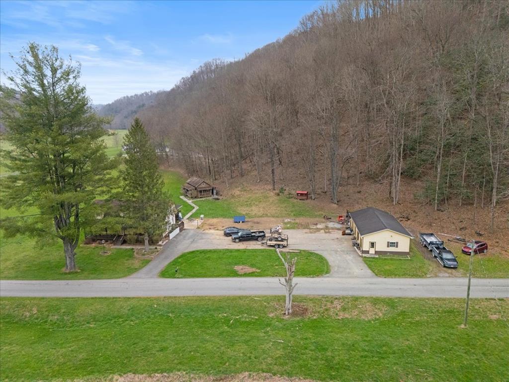 12580 Mud Fork Road Falls Mills, VA 24613 - Photo 71 of 91 Gallery Image 71