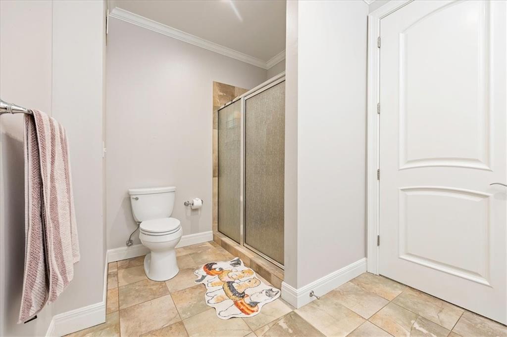 10511 Mission Road, Unit 203A Leawood, KS 66206 - Photo 17 of 25
