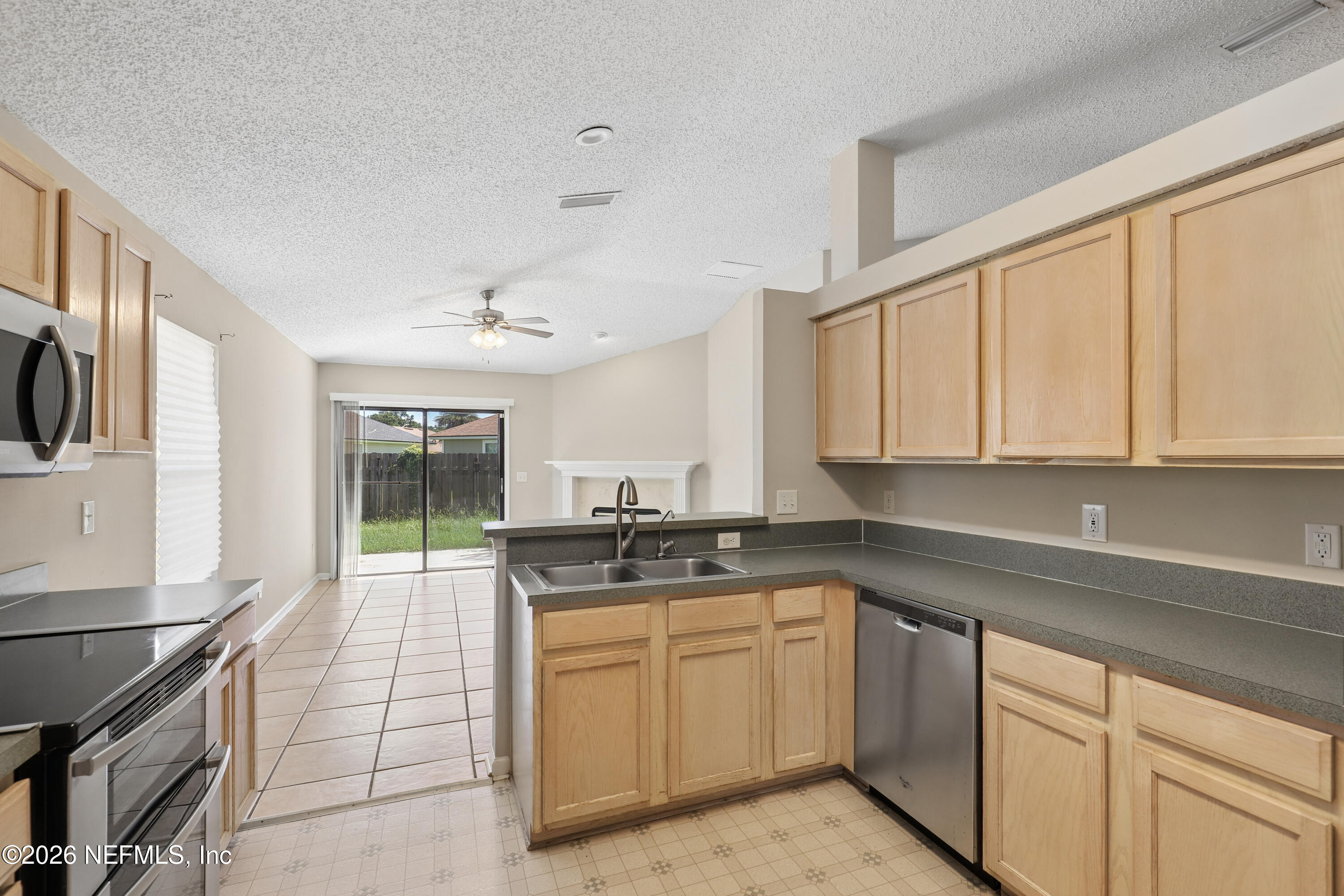 3422 Brahma Bull Court Jacksonville, FL 32226 - Photo 17 of 33 Brahma Bull 017