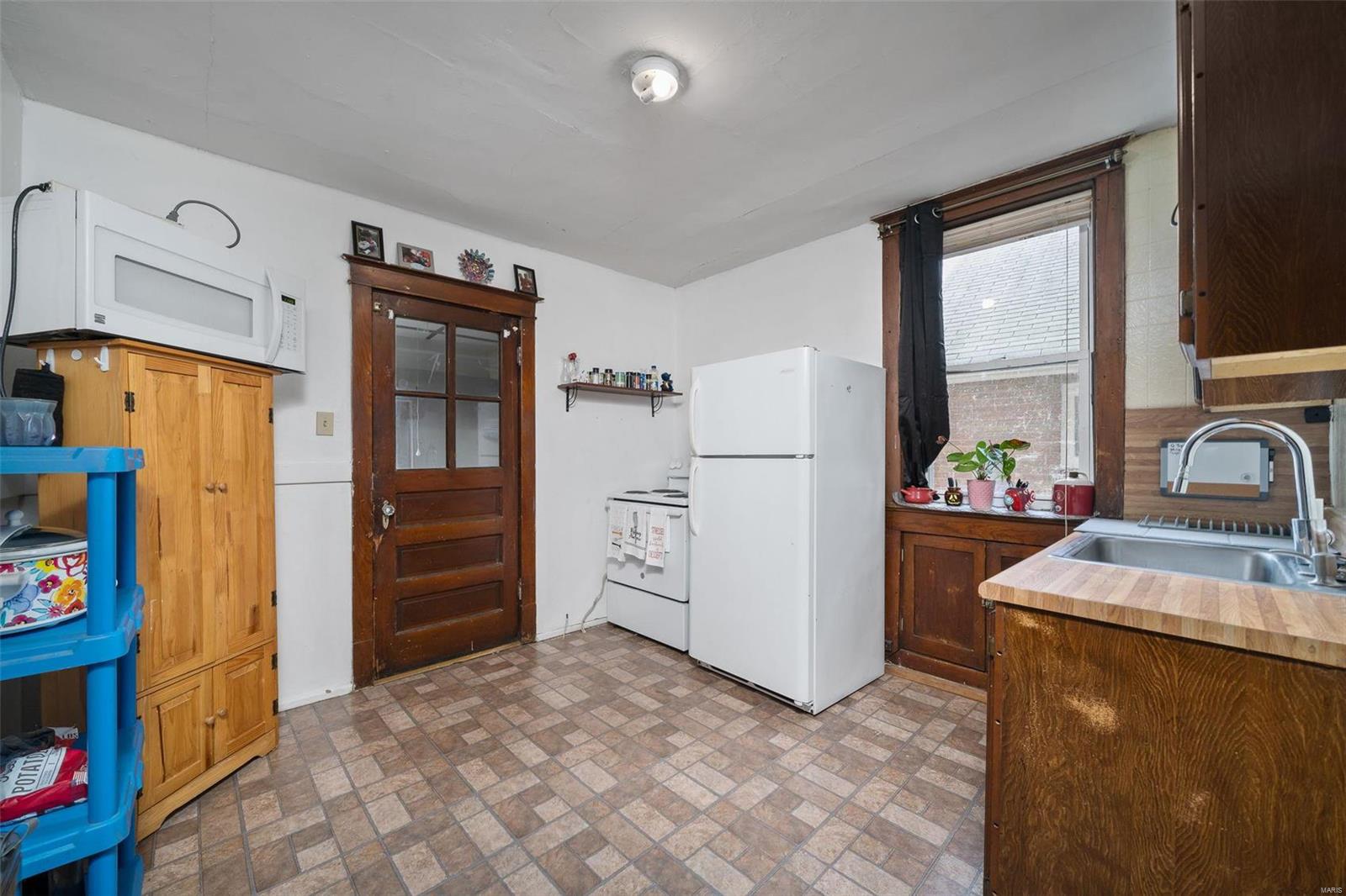 3250 Watson Road St. Louis, MO 63139 - Photo 8 of 13