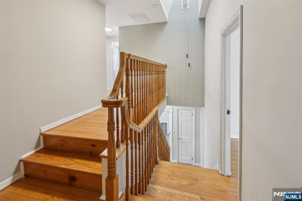 53 Forest Road Demarest, NJ 07627 - Photo 18 of 40