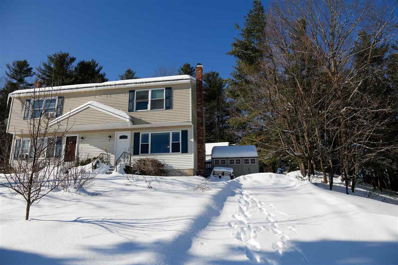 16 R Sunnyside Lane Derry, NH 03038 - Photo 1 of 9