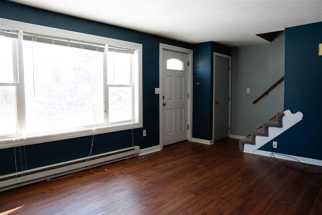 16 R Sunnyside Lane Derry, NH 03038 - Photo 4 of 9