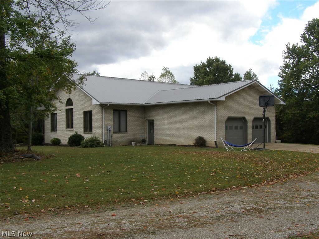 863 Twin Brg Road Little Hocking, OH 45742 - Photo 1 of 34