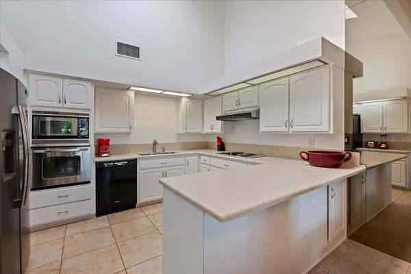 $459,000 | 2671 North Whitewater Club Drive, Palm Springs, CA 92262