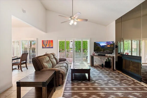 $459,000 | 2671 North Whitewater Club Drive, Palm Springs, CA 92262