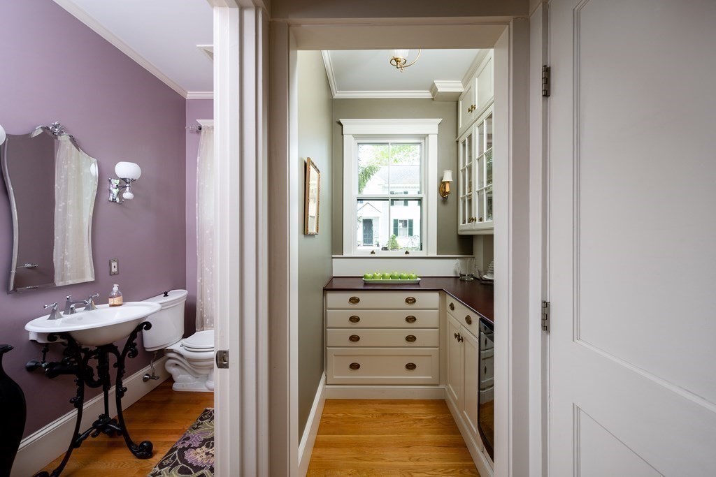 749 Main Street Hingham, MA 02043 - Photo 11 of 42