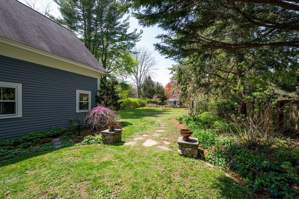 749 Main Street Hingham, MA 02043 - Photo 30 of 42