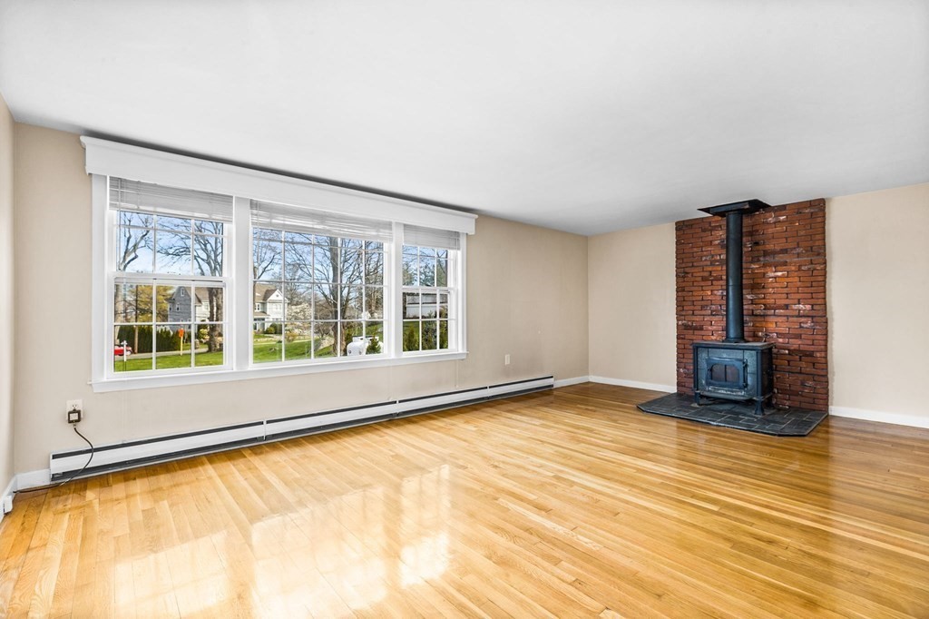 718 Jerusalem Road Cohasset, MA 02025 - Photo 9 of 41 Gallery Image 9