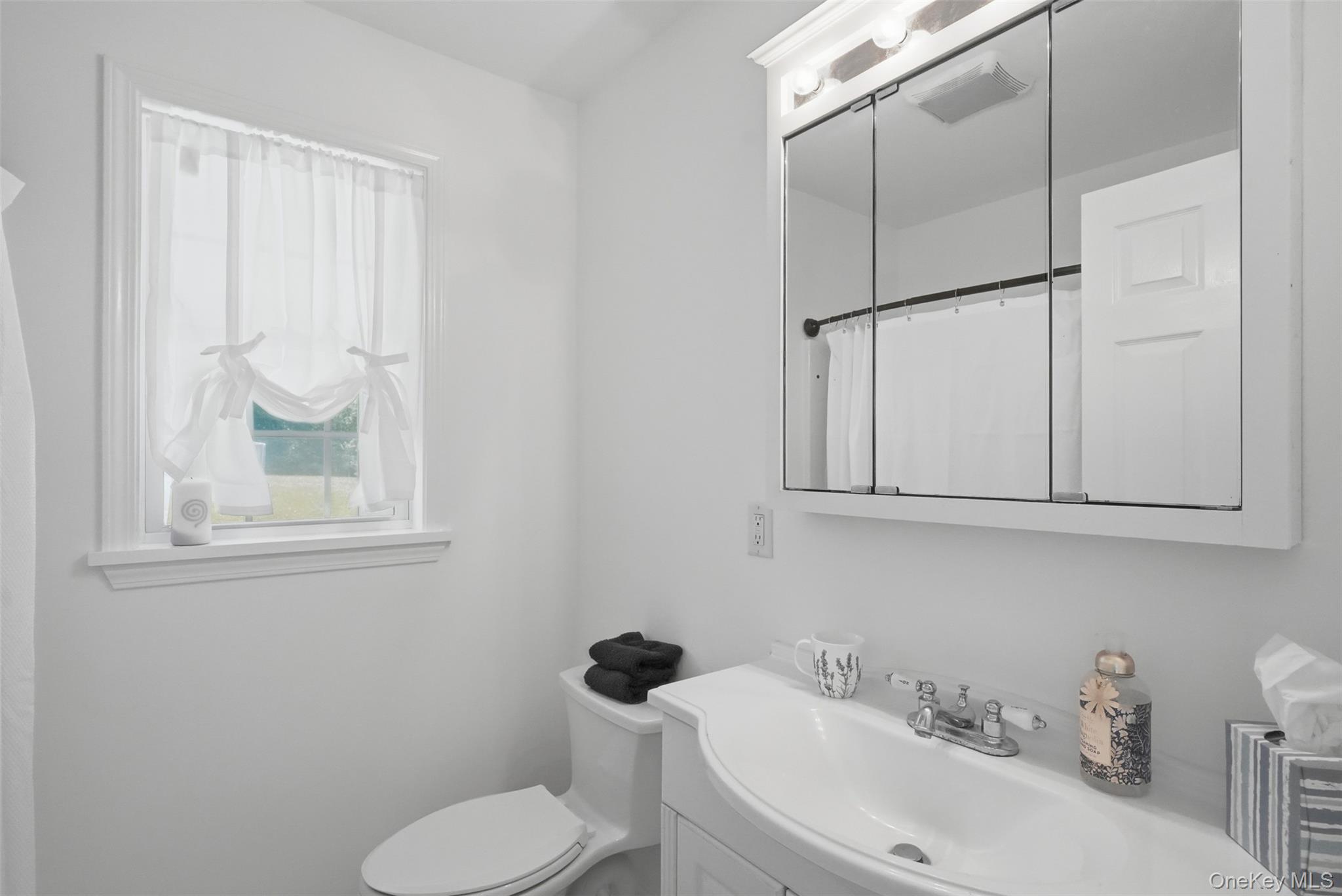 80 Cramer Road Poughkeepsie, NY 12603 - Photo 12 of 24