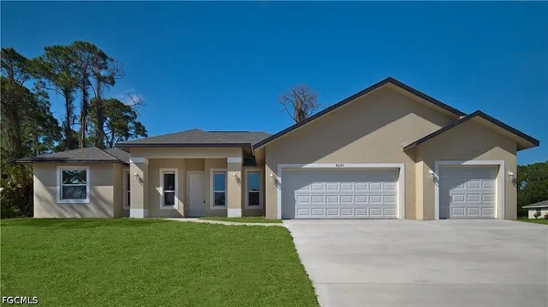 $3,400 | 3047 Beechwood Circle Northwest, LaBelle, FL 33935