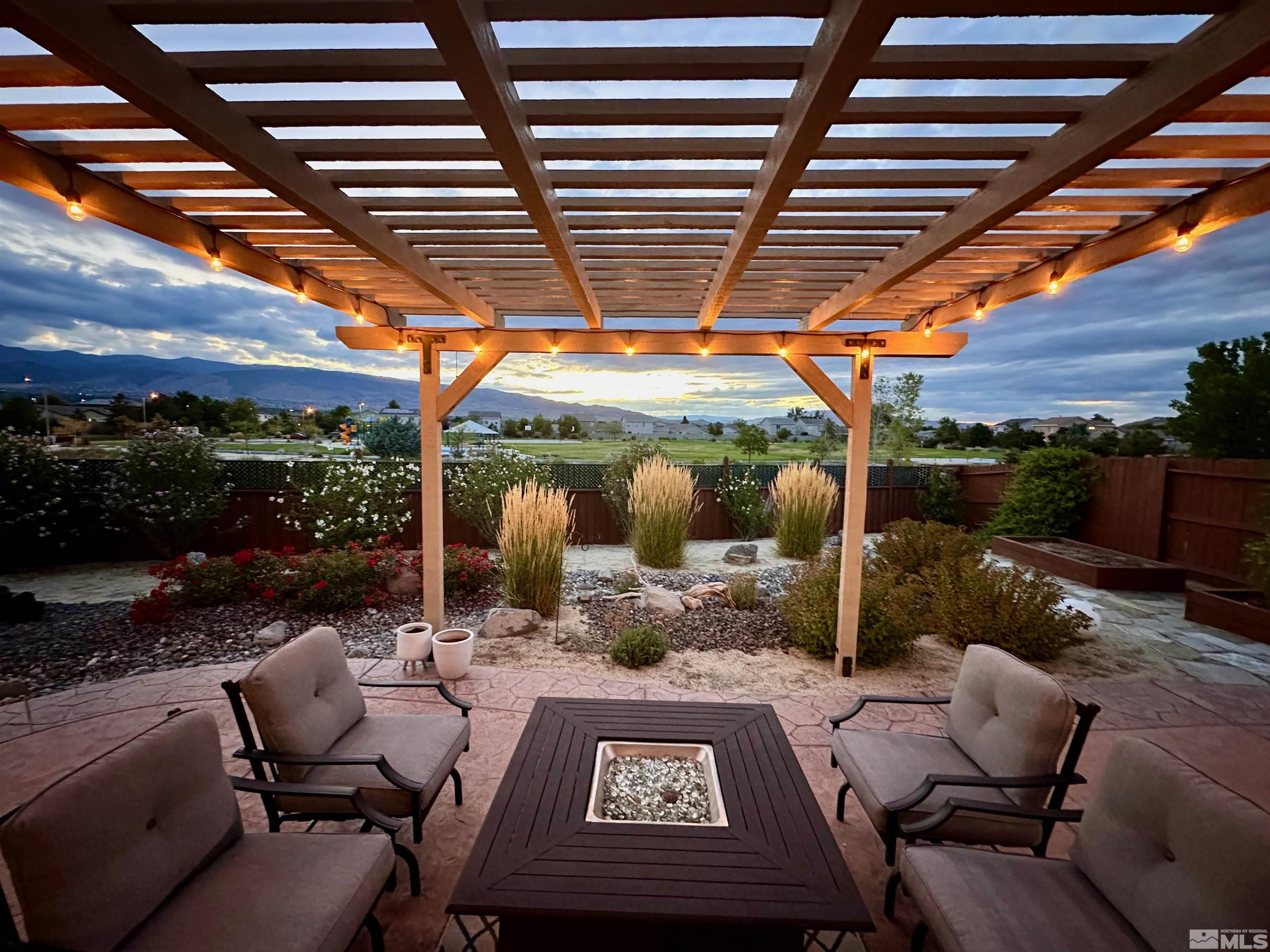 10475 Chantilly Way Reno, NV 89521 - Photo 3 of 38 Photo 3