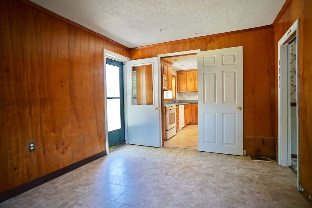 8 Dondi Road Beverly, MA 01915 - Photo 5 of 29 an empty room with closet area