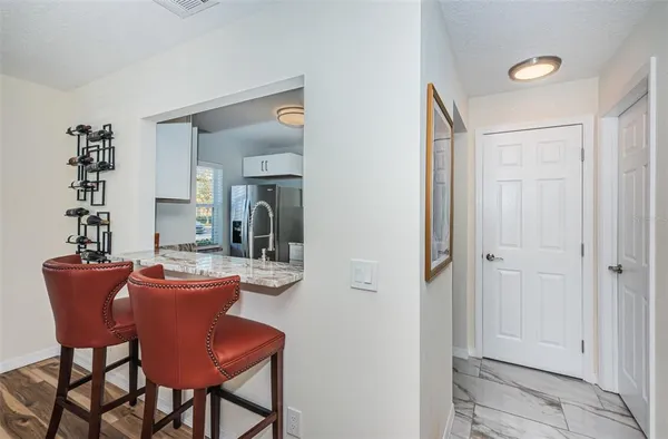 $2,600 | 3876 Island Way, St. Petersburg, FL 33705