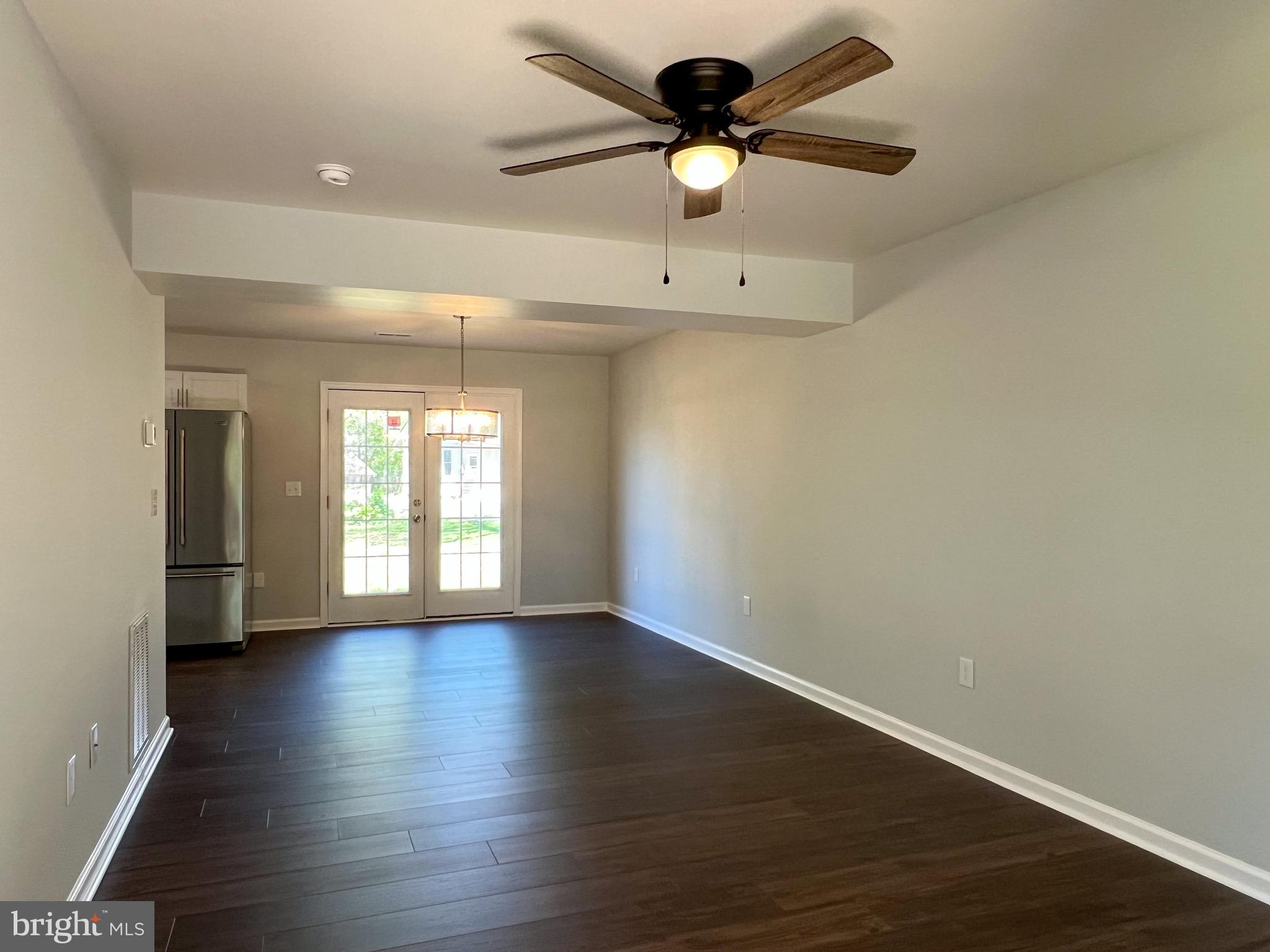 424 Wayland Road Culpeper, VA 22701 - Photo 11 of 56 Main living area