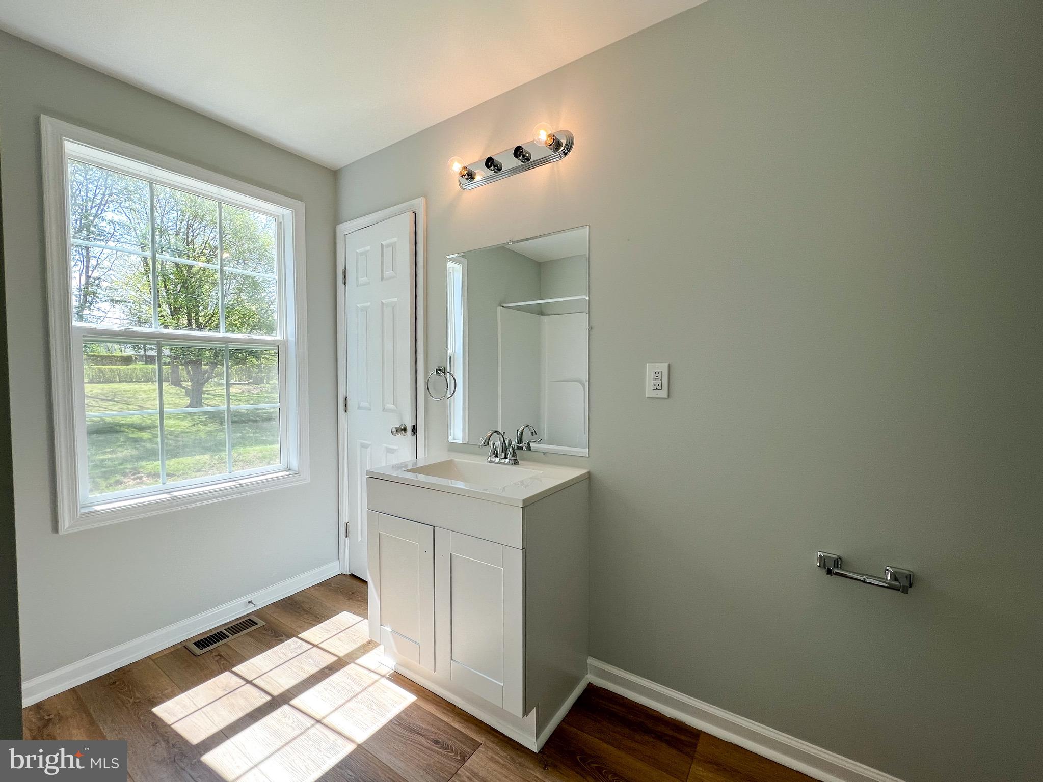 424 Wayland Road Culpeper, VA 22701 - Photo 49 of 56 Primary bath